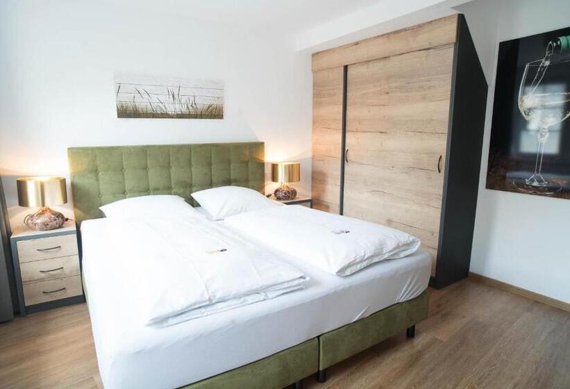 Номер Стандарт, Haus Burg Metternich