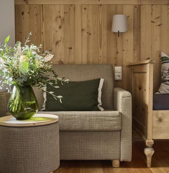 Номер Стандарт с Балконом, Haus Tirol