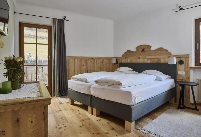 Номер Стандарт с Балконом, Haus Tirol