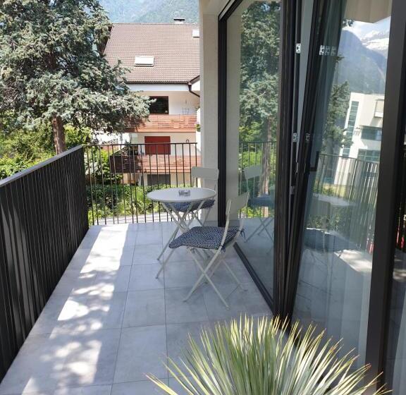 高级大房间, Jasmin