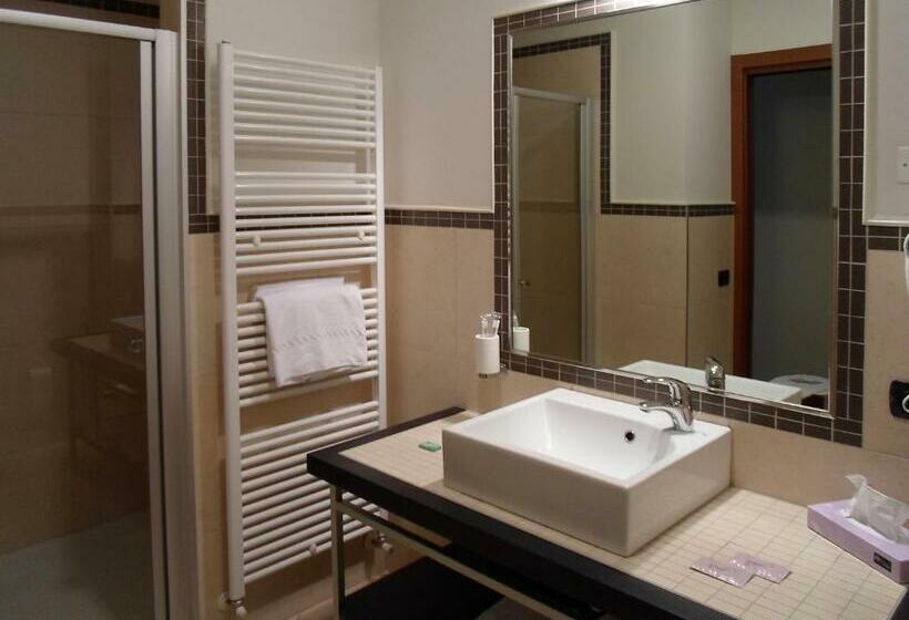 スタンダードルーム, Le Macine