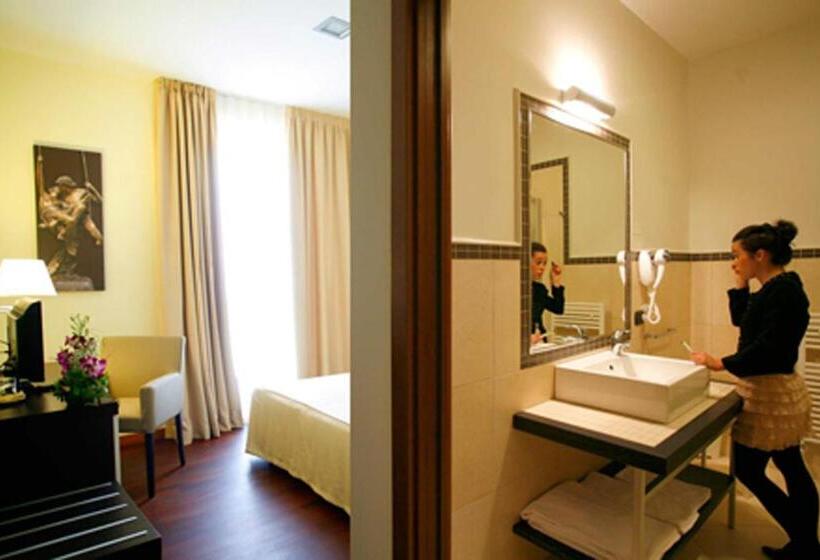 ジュニアスイート, Le Macine