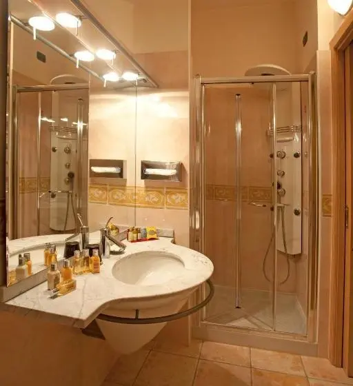 اتاق سوپریور, Ligure