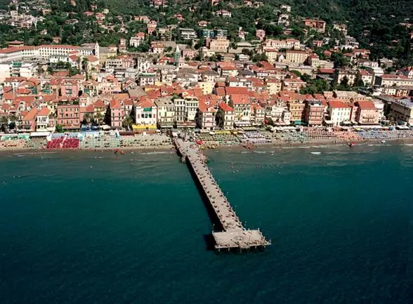 اتاق استاندارد, Ligure