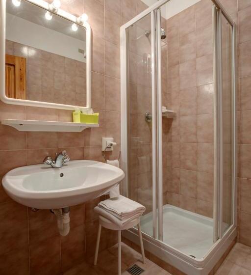 חדר סטנדרט עם מרפסת, Petit Foyer