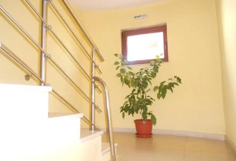 سوئیت با بالکن, Sveti Georgi