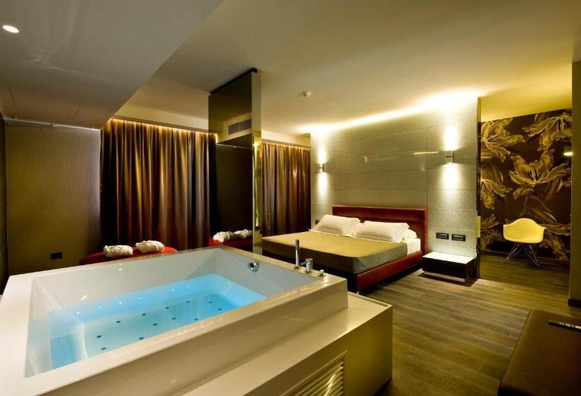 סוויטה, Viola M