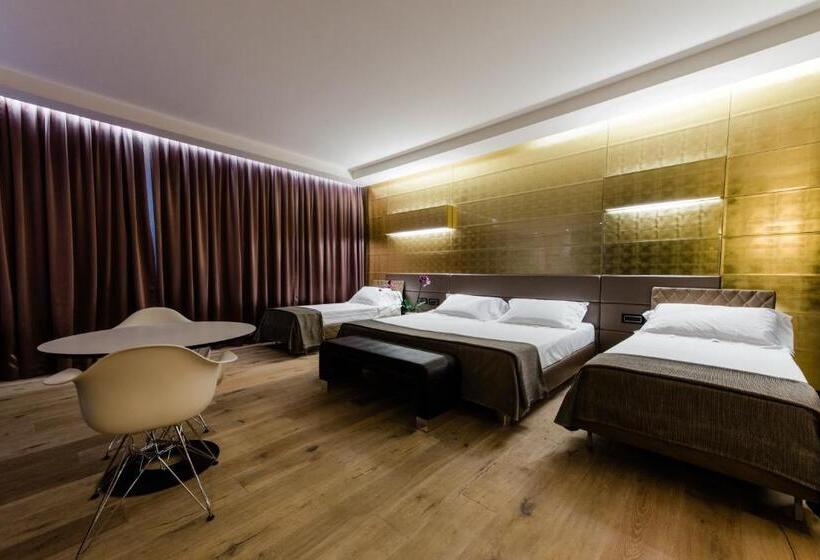 Family Suite, Viola M