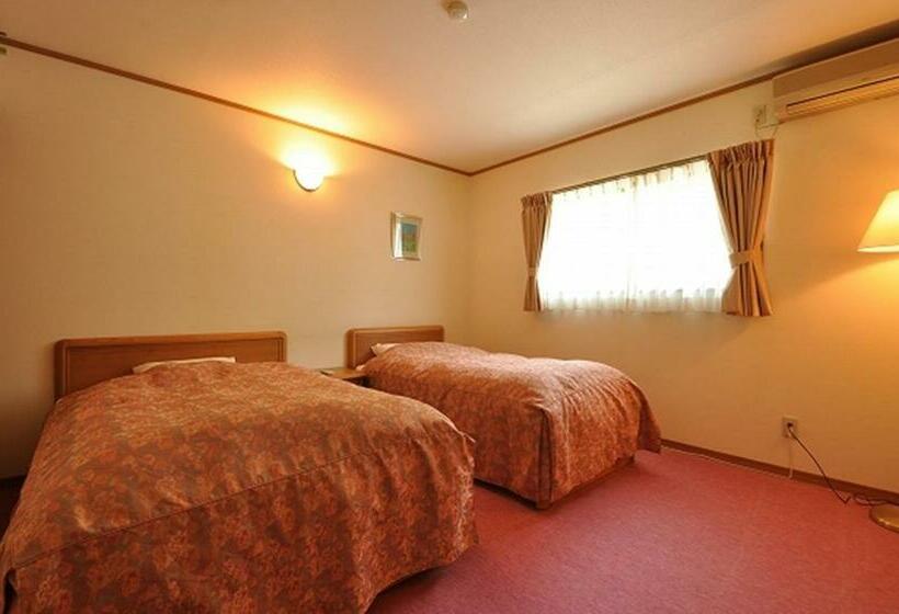 Quarto Dúplex, Ryuudo