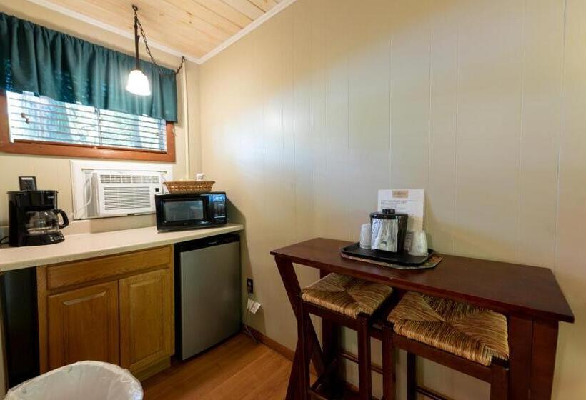 חדר סטנדרט עם מיטת קינג, The Juliana Resort