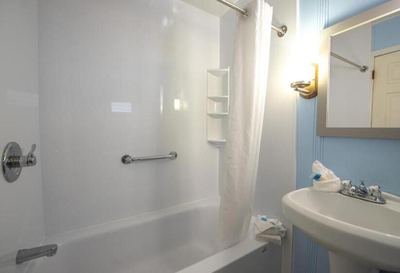 2 Bedroom Suite with Terrace, The Juliana Resort