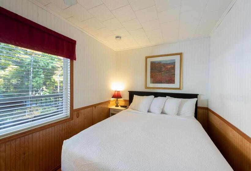 2 Bedroom Suite with Terrace, The Juliana Resort