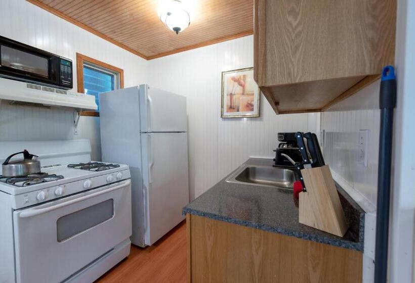 2 Bedroom Suite with Terrace, The Juliana Resort