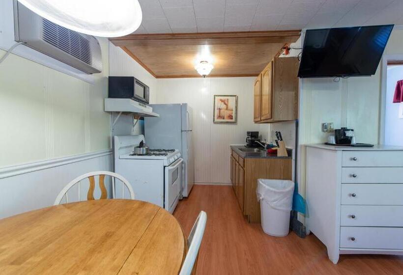 2 Bedroom Suite with Terrace, The Juliana Resort