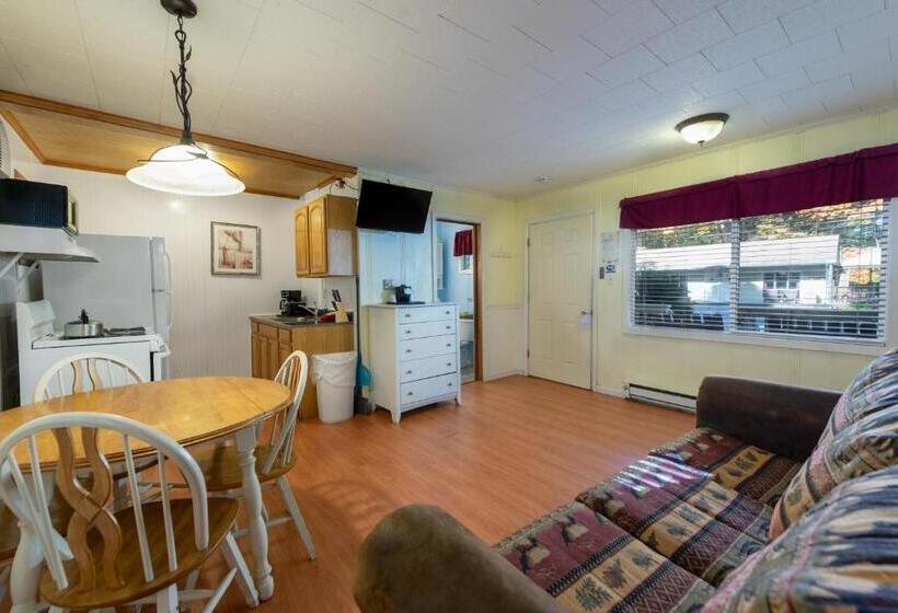 2 Bedroom Suite with Terrace, The Juliana Resort