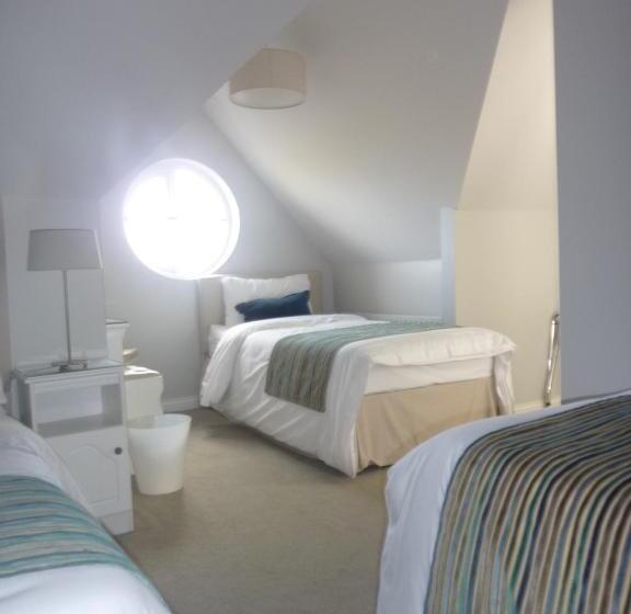 标准三人间, Westwinds