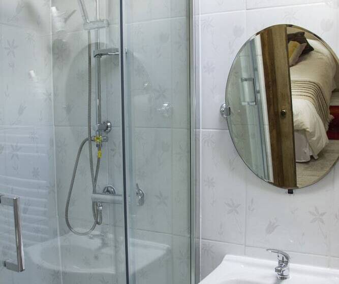 חדר אקונומי, Hostel Entre Vientos