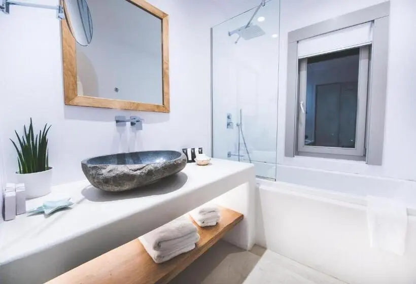 ハイドロマッサージバス付きスイート, Adel Private Suites