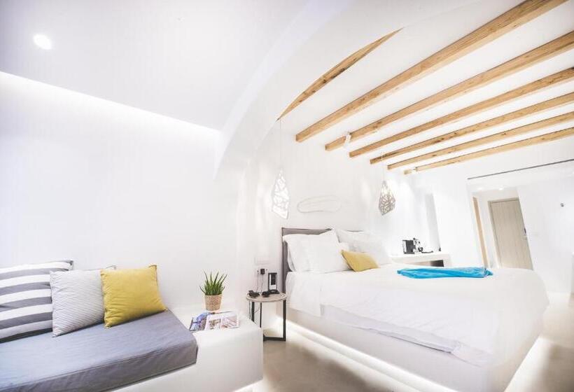 Suite with Pool, Adel Private Suites