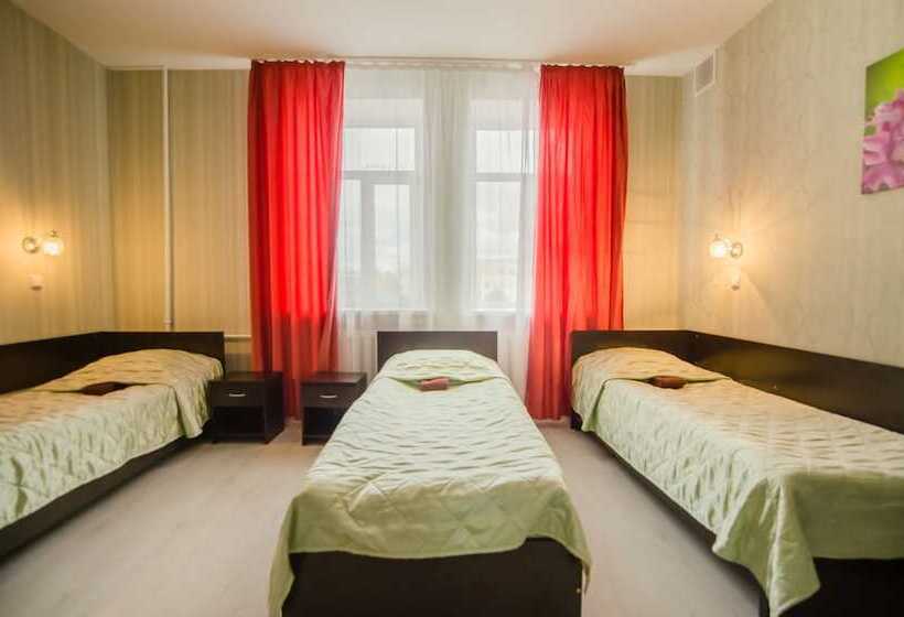 Economy Triple Room, Avatar