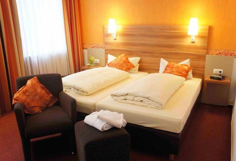 스탠다드 룸, Café Konditorei Köppel