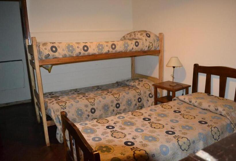 スタンダード4人部屋, Cristal