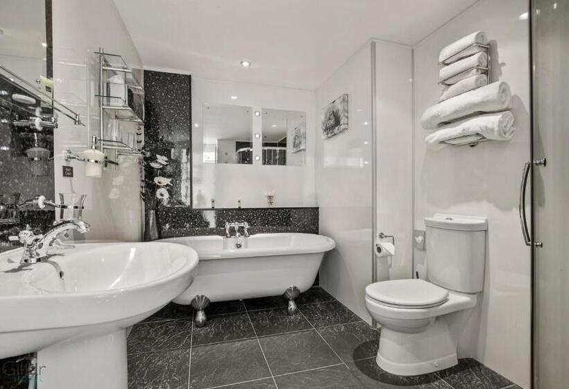 חדר דלוקס עם נוף, Giltar