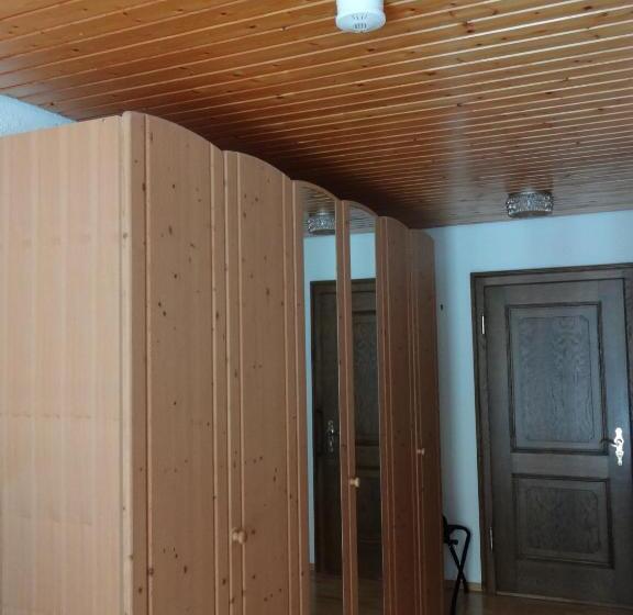 标准三人间, Hochschwarzwald Hof