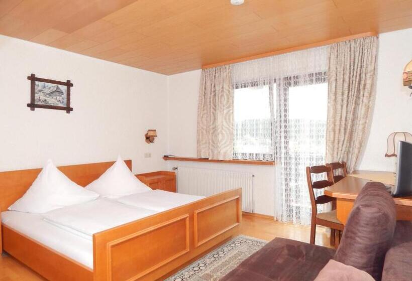 标准间带阳台, Hochschwarzwald Hof