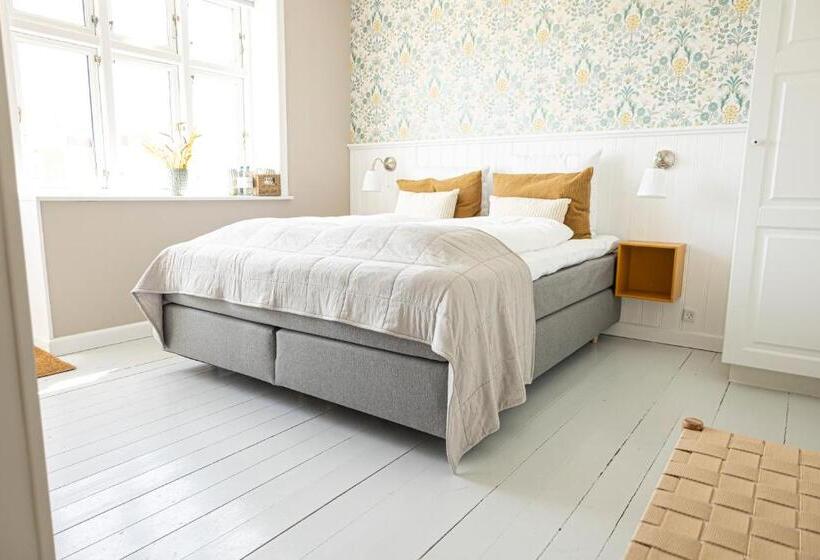 חדר משפחתי, Kallehavegaard Bade