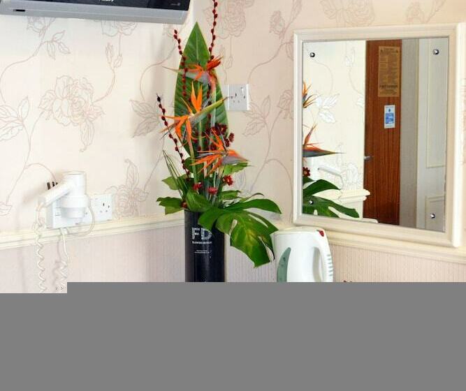 Habitació Estàndard, Lyndene