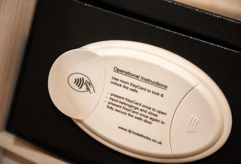 Habitació Estàndard, Lyndene