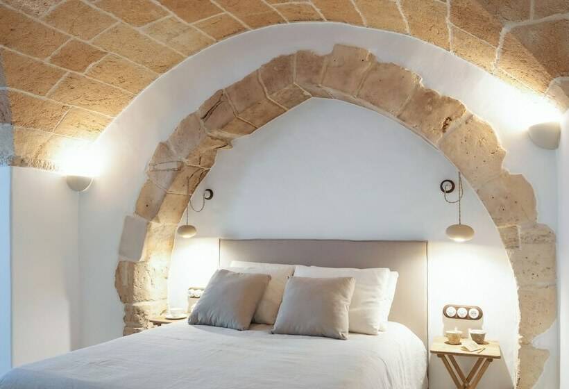 디럭스 스위트, Nou Sant Antoni