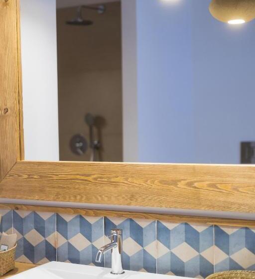 디럭스 룸, Nou Sant Antoni