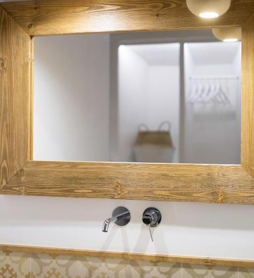 디럭스 룸, Nou Sant Antoni