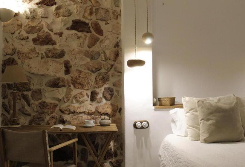 디럭스 룸, Nou Sant Antoni