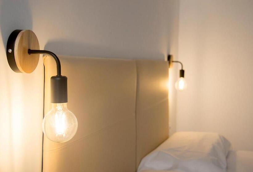 디럭스 룸, Nou Sant Antoni