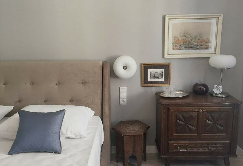 اتاق استاندارد, Ovo Malo Duše