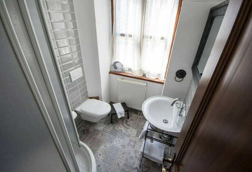 اتاق استاندارد, Ovo Malo Duše