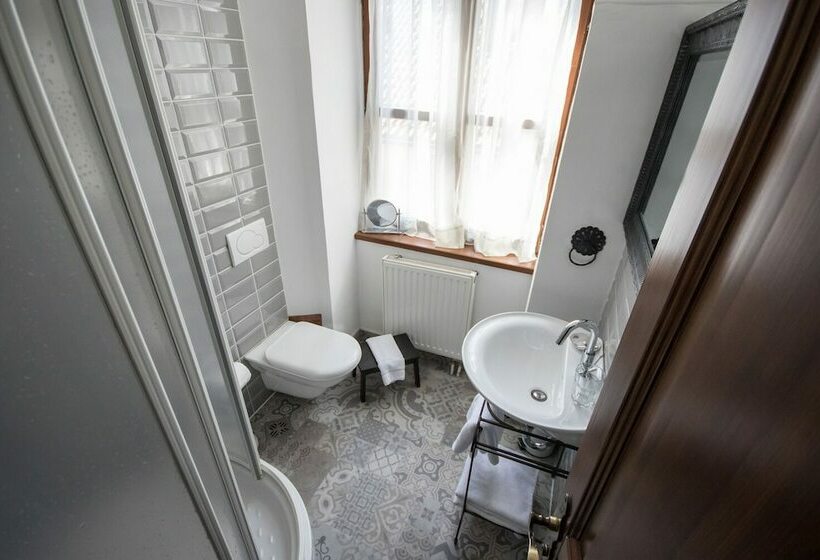 اتاق استاندارد, Ovo Malo Duše