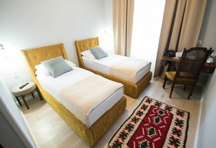 اتاق استاندارد, Ovo Malo Duše