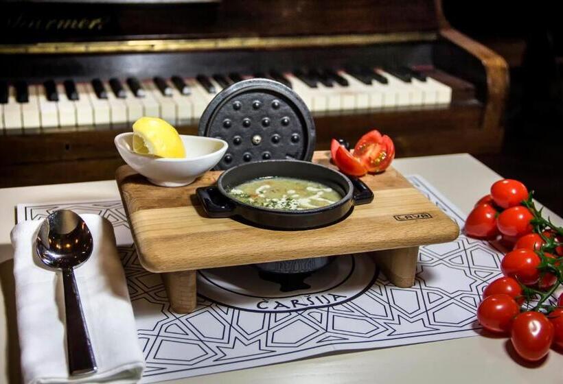 اتاق استاندارد, Ovo Malo Duše