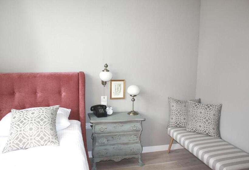 اتاق استاندارد, Ovo Malo Duše