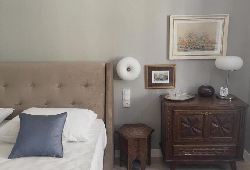 اتاق استاندارد, Ovo Malo Duše