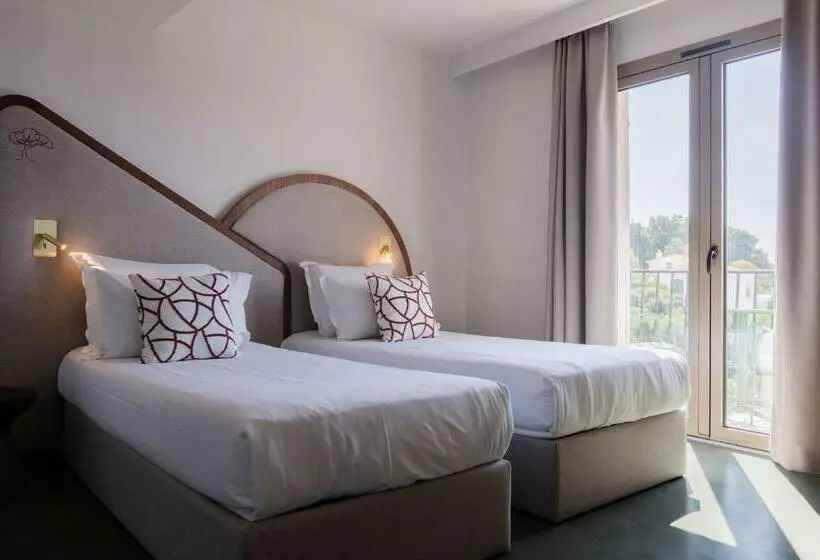 オーシャンビュースタンダードルーム, Hôtel Du Parc Cavalaire Sur Mer