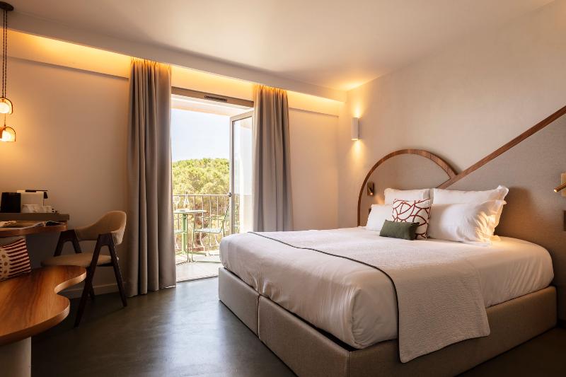 Номер Superior Вид на Море, Hôtel Du Parc Cavalaire Sur Mer