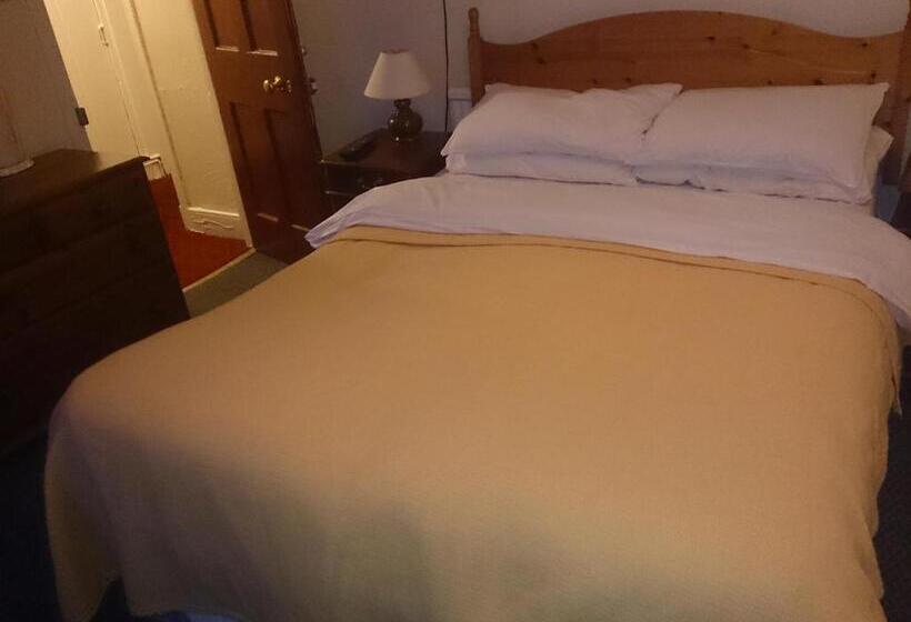 스탠다드 룸, Rose & Crown