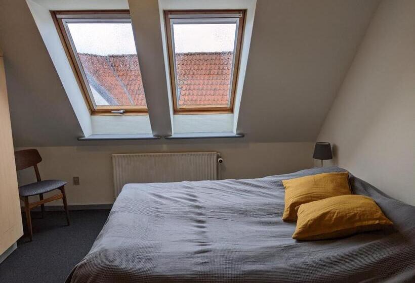 标准单人间, Sevel Kro