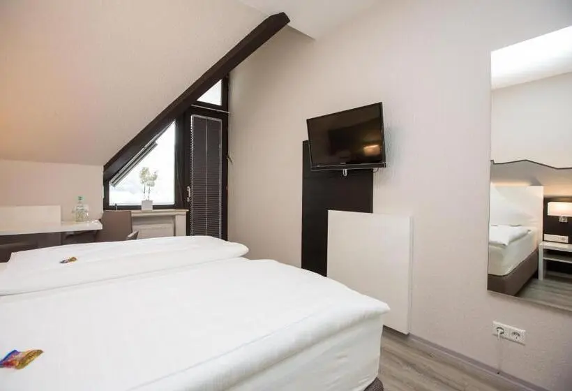 اتاق استاندارد با چشمانداز رودخانه, Traumblick