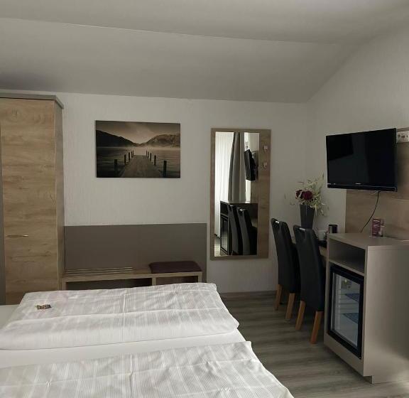 اتاق استاندارد با بالکن, Traumblick